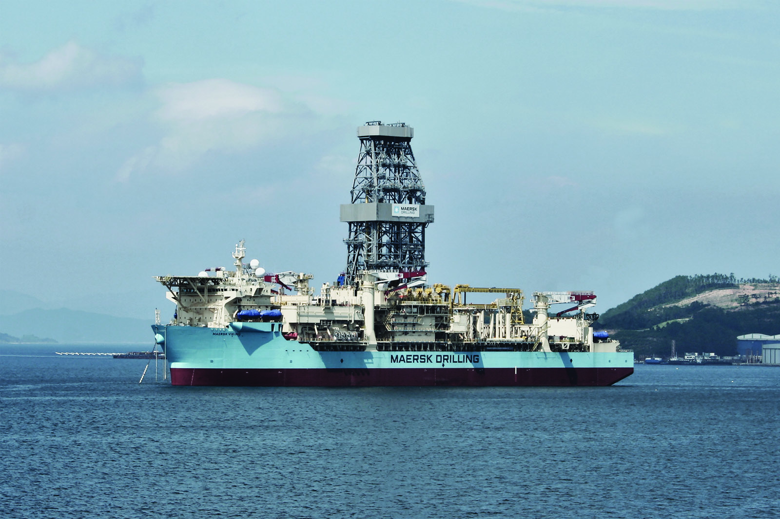 Exxon Mobil awards contract extension for Maersk Viking drillship