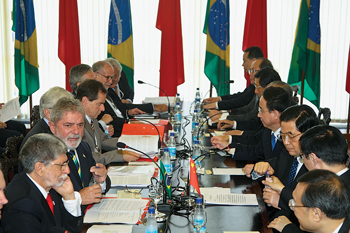 Fig. 5. Sinopec and Petrobras signed a joint venture agreement for exploring blocks off the coast of northern Brazil, in the Pará-Maranhão basin.
