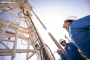 Saudi Aramco drilling crew