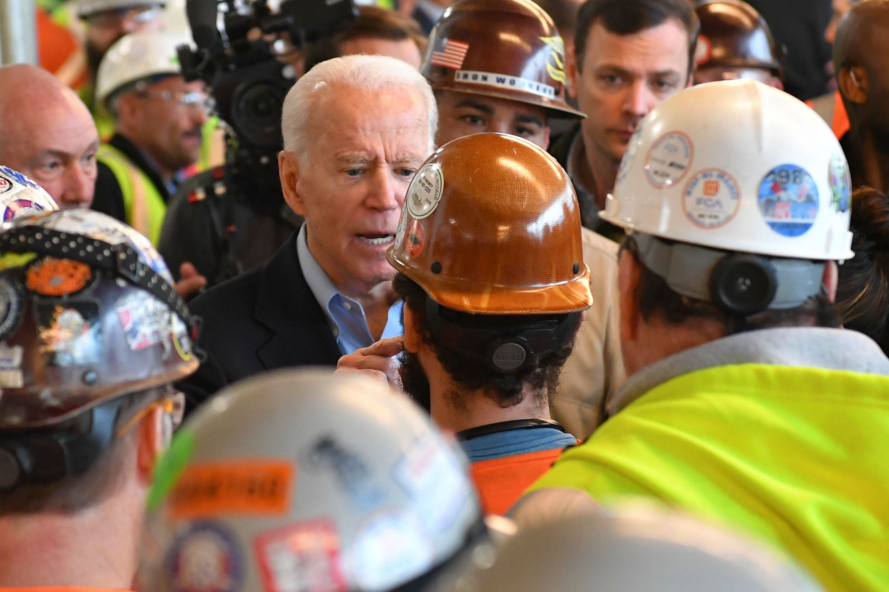 Biden prepares to end new oil and coal leases on federal land