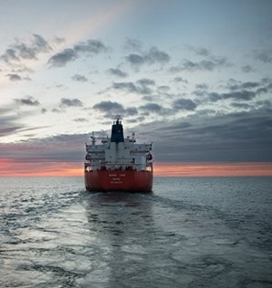 crude oil export vessel