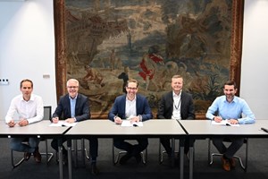 Pictured at the signing of the MoU (left to right): Alexander Knafl (MAN Energy Solutions), Peter Schild (Proman), Ron Gerlach (Stena), Hans Tistrand (Stena) and Bernd Siebert (MAN PrimeServ)