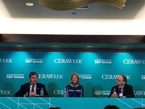 Senators Joe Manchin (D-W.Va.) and Lisa Murkowski (R-Alaska), along with S&amp;P Global Vice Chairman Dan Yergin, offer comments during a press briefing at CERAWeek on March 10.