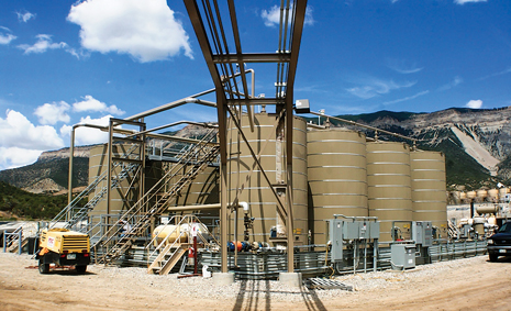 Fig. 3. The new emulsion tanks treat waste materials from the dissolved air flotation vessel and front-end tank bottoms with heat and microbes to produce condensate, water and sediments.