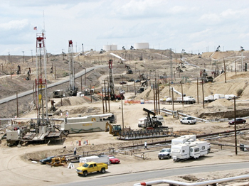 Active development continues at Kern River Field, including two rigs drilling new wells. 