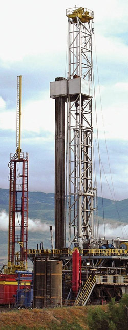 The small-footprint, self-erecting Versa-Rig workover system is being introduced into Middle East markets after a successful field trial in Colorado’s Piceance Basin. The small-footprint, self-erecting Versa-Rig workover system is being introduced into Middle East markets after a successful field trial in Colorado’s Piceance Basin.