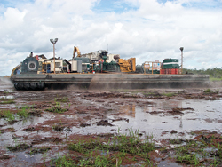 The Toucan II is a 140 x 110 ft unit with a 300-ton payload built on a platform using the company’s modular steel Flexifloats, individual pontoons that join together to make up a larger platform. The Toucan II is a 140 x 110 ft unit with a 300-ton payload built on a platform using the company’s modular steel Flexifloats, individual pontoons that join together to make up a larger platform.