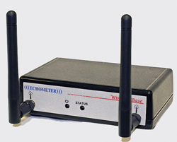 The wireless Echometer base station, with built-in well site GPS, connects to the USB port of a laptop computer and communicates with all wireless sensors.