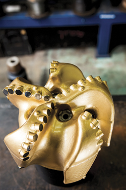 Fig. 1. The Hughes Christensen Talon 3D high-efficiency, vector-accurate PDC bit features a one-piece steel frame for increased hydraulic and mechanical efficiency, while its short bit-to-bend dimension delivers better buildup rate with longer life.